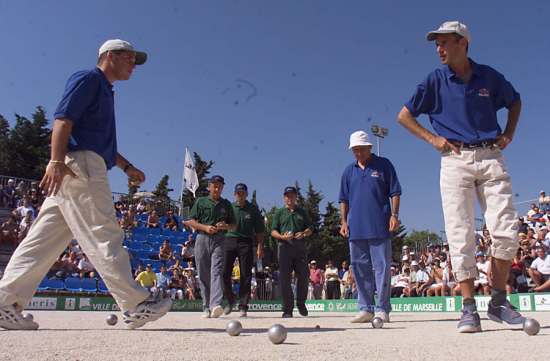 petanque4.jpg (27761 octets)